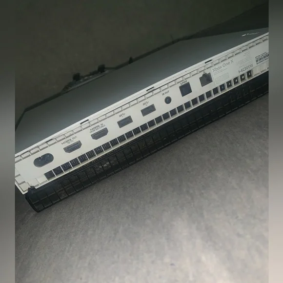 xbox one x [1T storage]